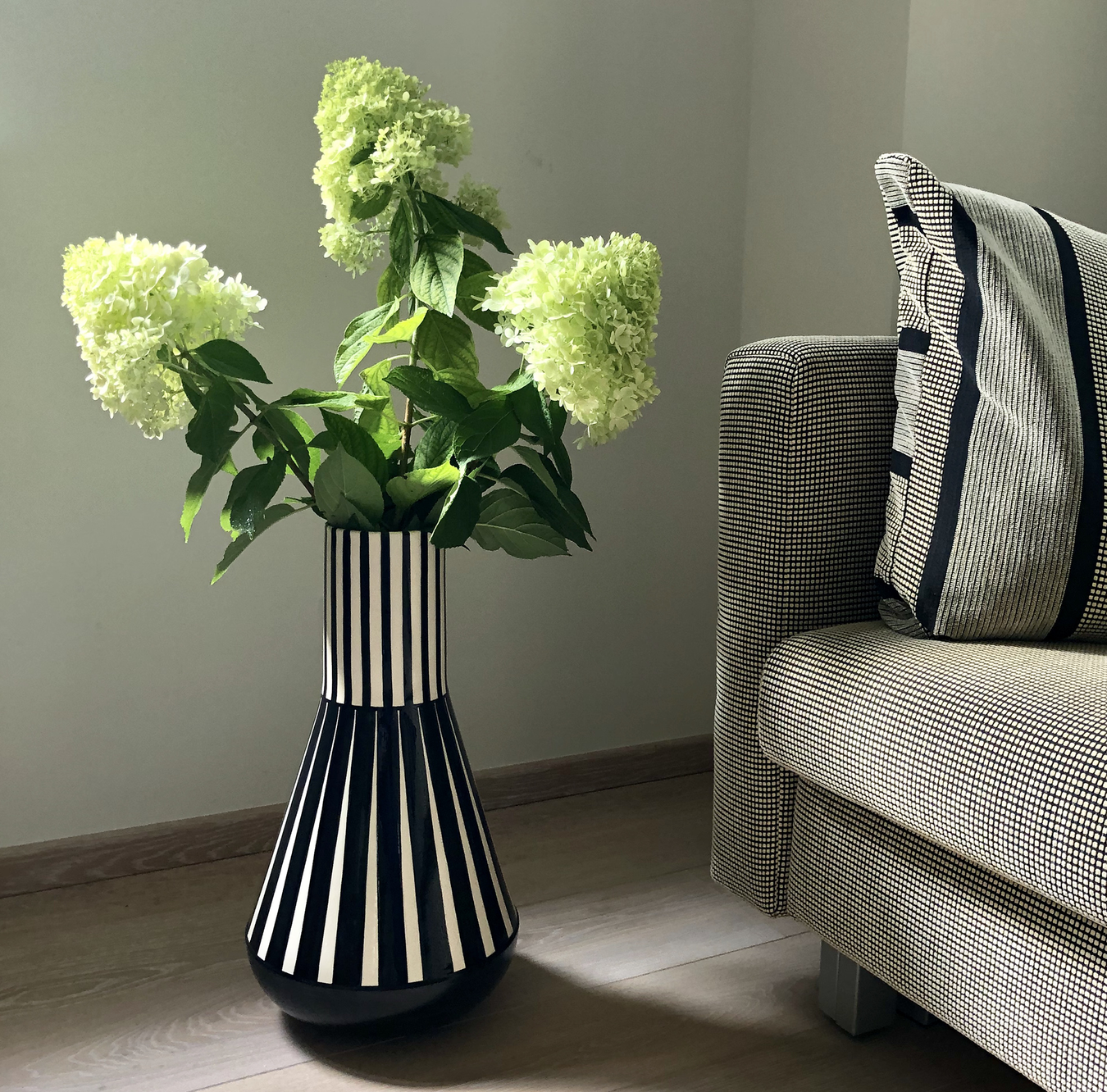 Bodenvasen & große Vasen